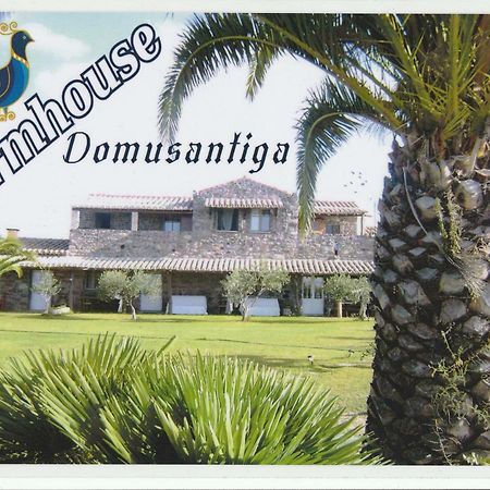 Domus Antiga Appartamenti San Giovanni Suèrgiu Exterior foto